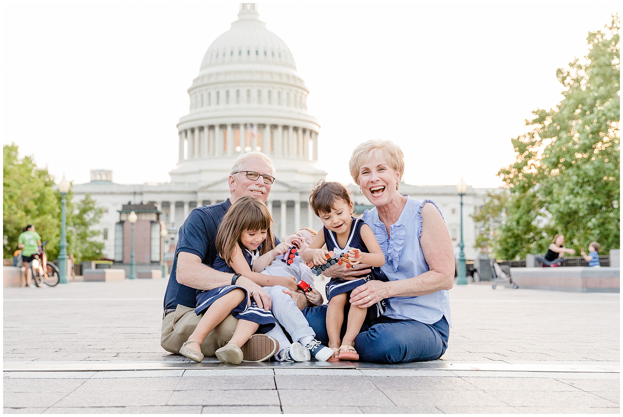 Family Photo Session at the Capitol by Washington DC Photogrpaher Bethany Kofmehl